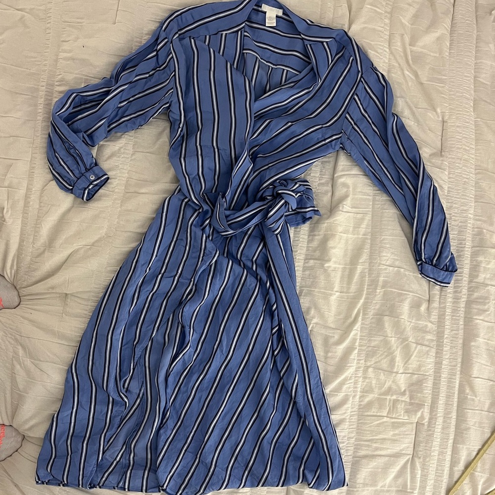 H&M Dress - Picture 2 of 2